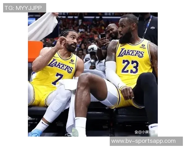 夸梅直言字母与詹姆斯不合适湖人若引入将面临巨大罚款压力