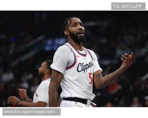 小卡复出后快船表现极端对比:在场时赢21分缺席时输56分 小卡复出后快船表现极端对比:在场时赢21分缺席时输56分